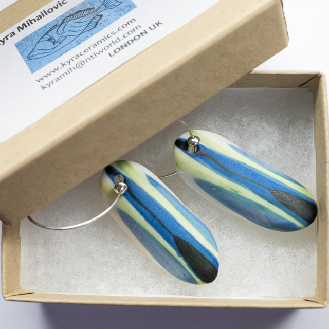 Porcelain and silver 'Tulips' earrings with silver bead in blue, green and black; 4 x 1.8 cm